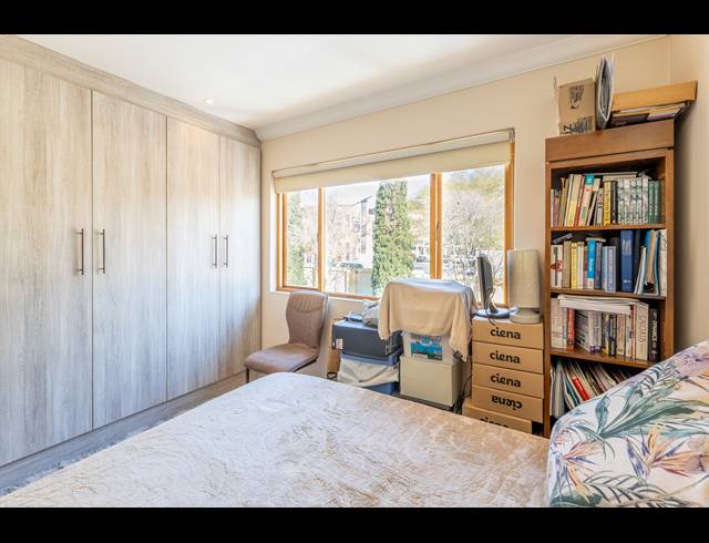 2 BEDROOM TOWNHOUSE FOR SALE IN LONEHILL